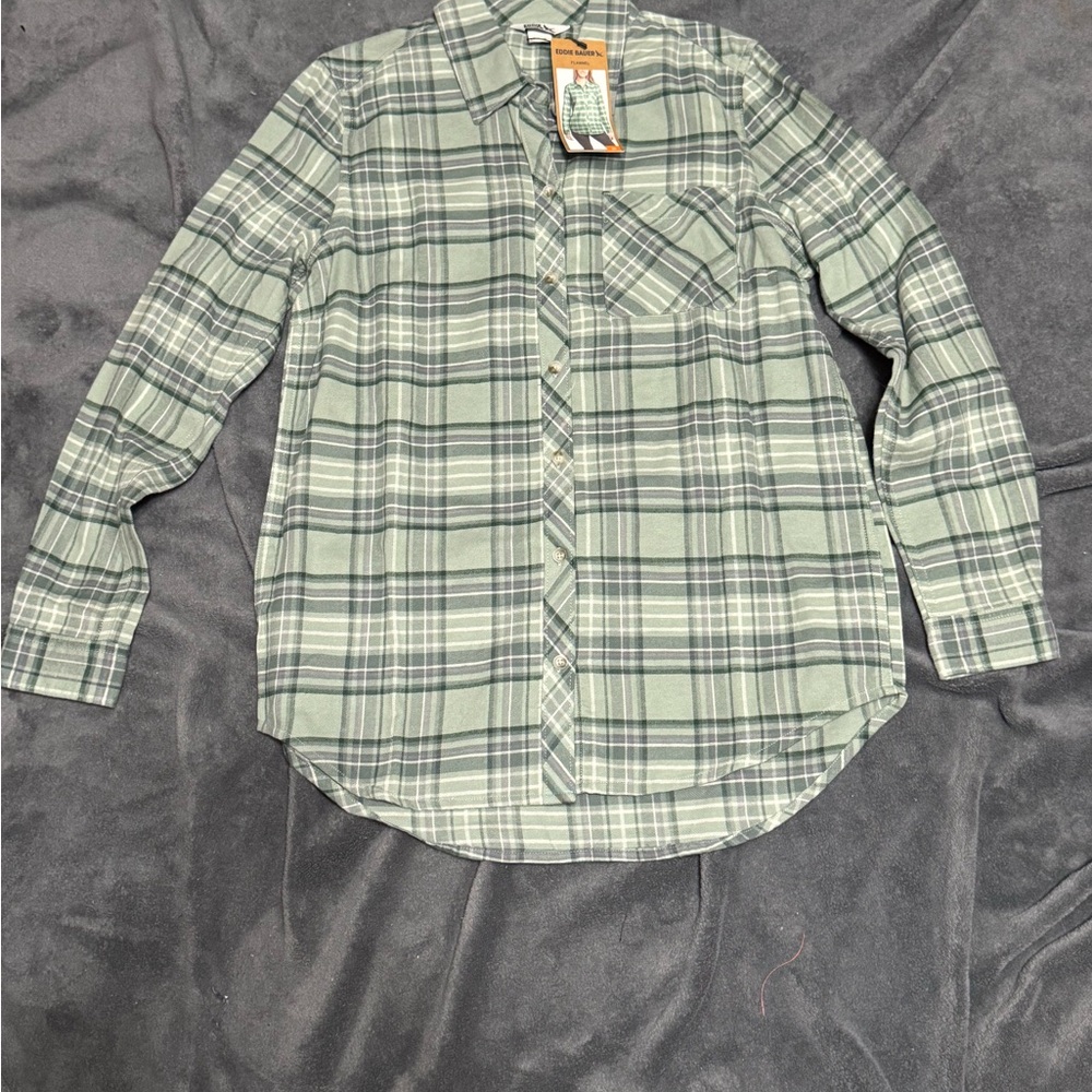 Eddie Bauer women’s Gray Plaid Button Down Shirt
